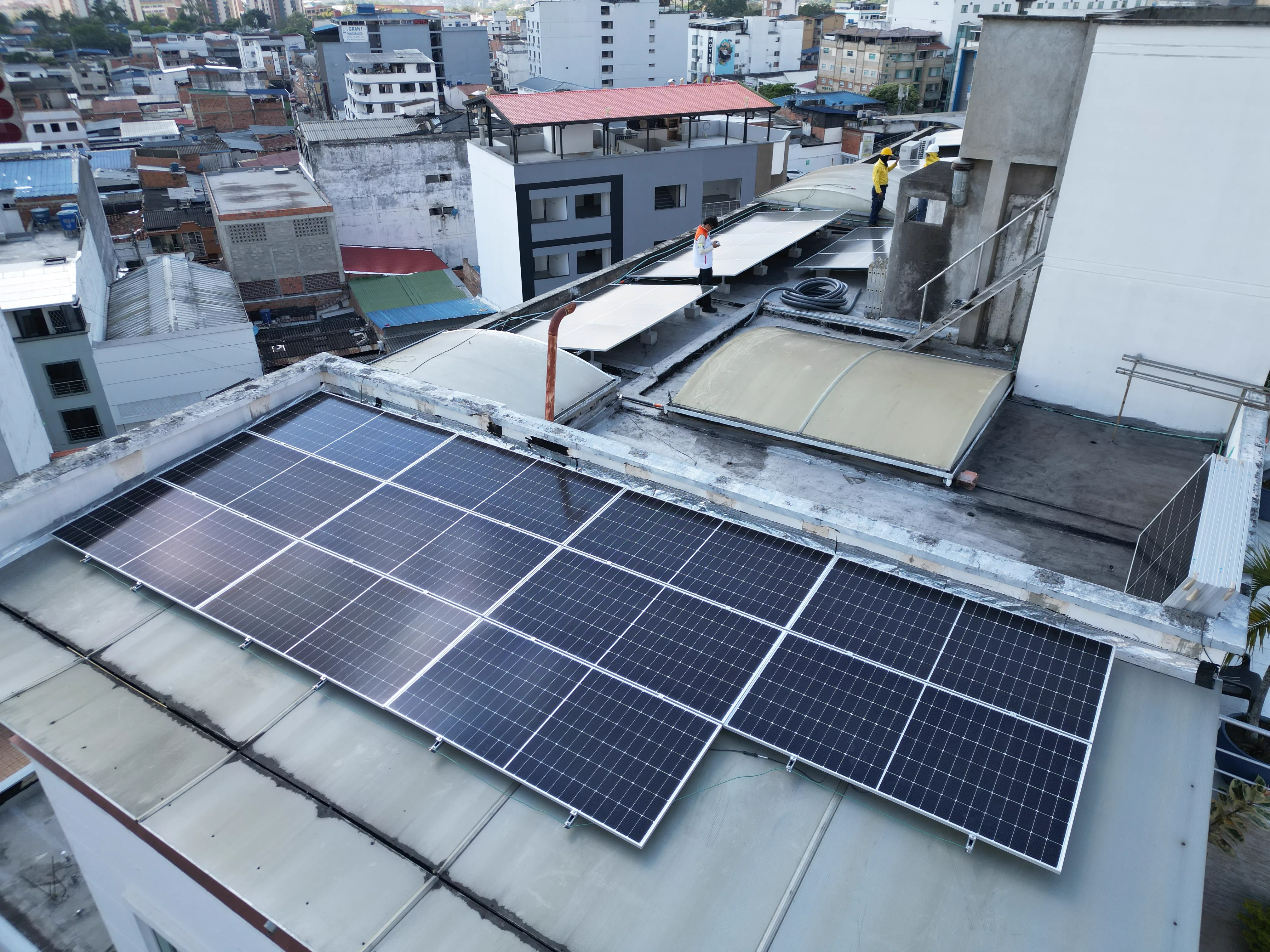 Hotel BuenaVista Express — instalación de paneles solares, foto 3